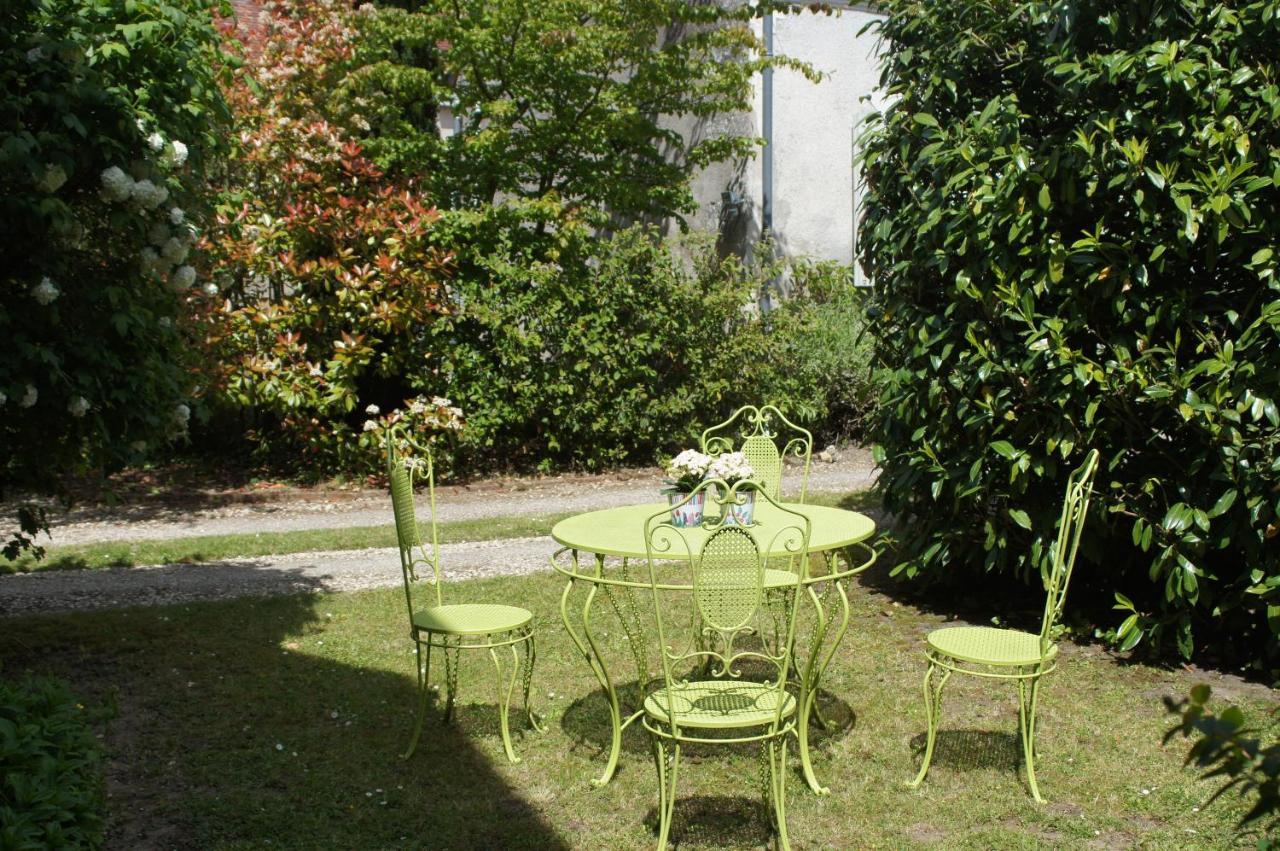 O 156 Bed and Breakfast Saint-Georges-sur-Cher Exteriör bild